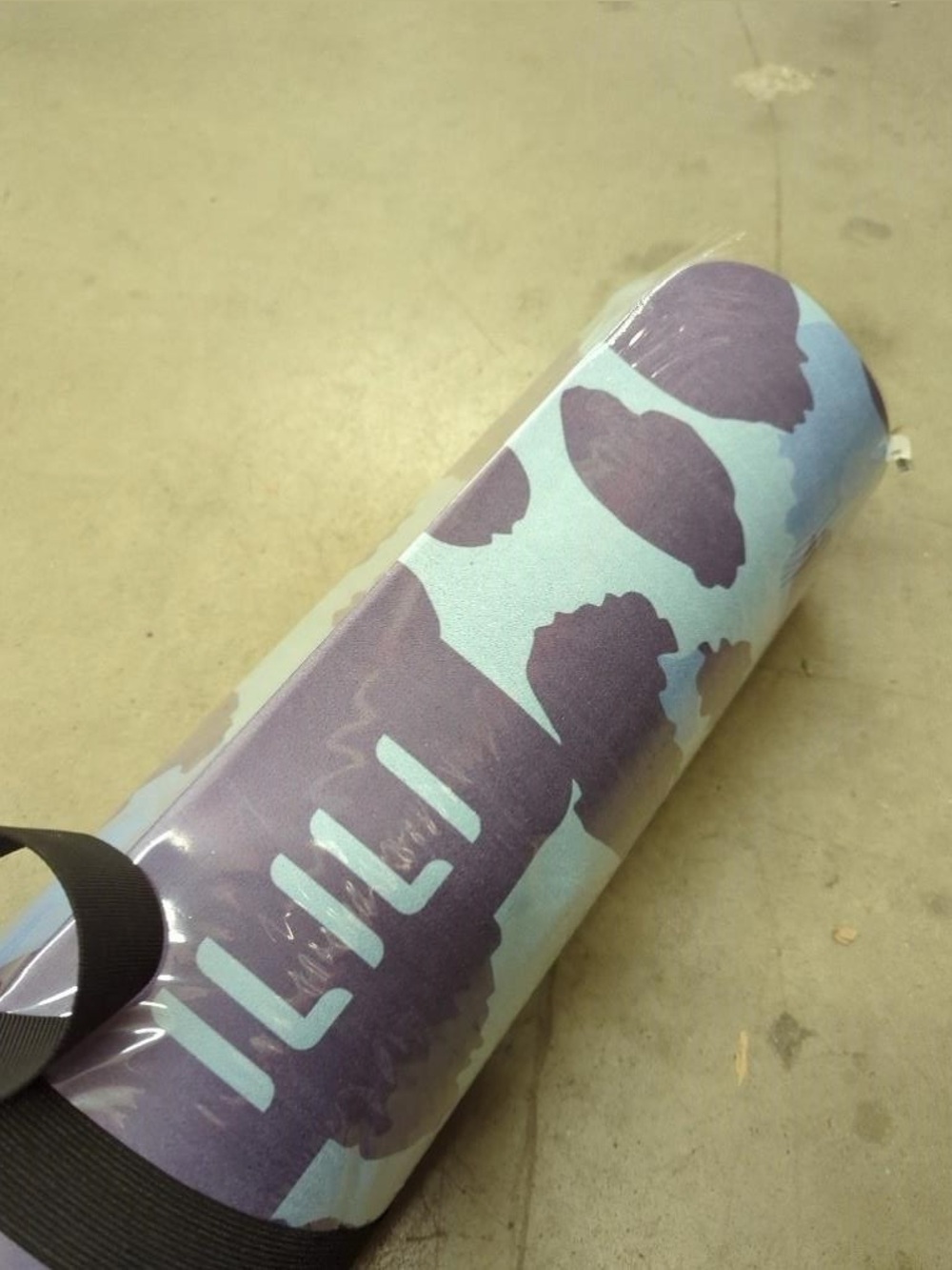 ILILI LEOPARD PRINT YOGA MAT 8MM, 72X25IN